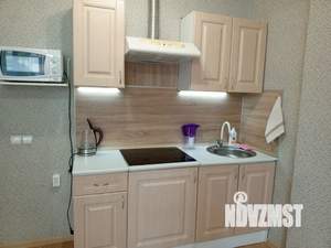 Студия квартира, посуточно, 35м2, 2/9 этаж