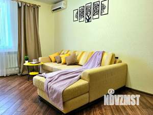 1-к квартира, посуточно, 40м2, 2/13 этаж