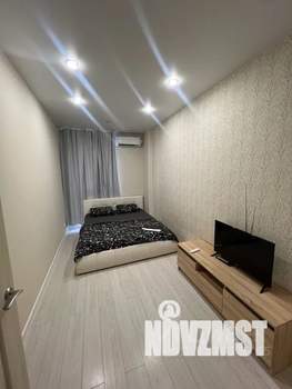 1-к квартира, посуточно, 42м2, 7/16 этаж