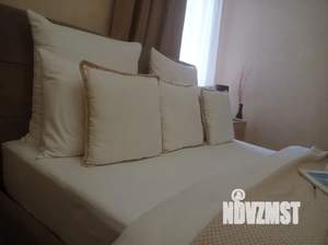 Студия квартира, посуточно, 36м2, 1/4 этаж