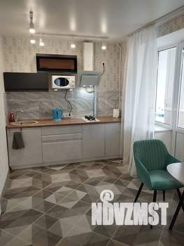 Студия квартира, посуточно, 34м2, 7/9 этаж