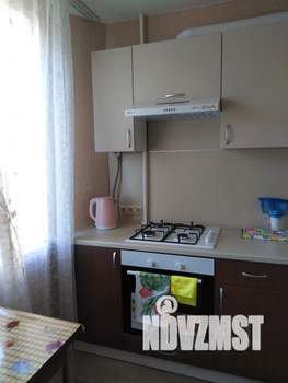 1-к квартира, посуточно, 39м2, 6/9 этаж