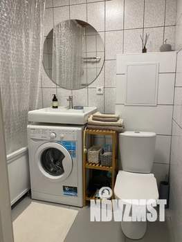 Студия квартира, посуточно, 32м2, 3/5 этаж