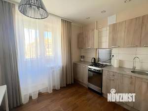 1-к квартира, посуточно, 38м2, 8/10 этаж