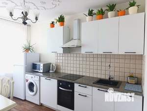 1-к квартира, посуточно, 49м2, 2/10 этаж