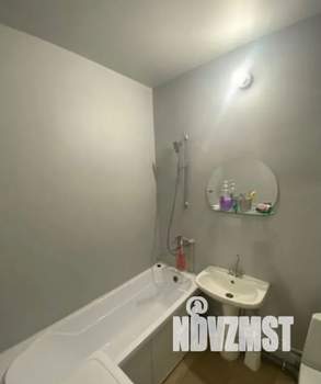 Студия квартира, посуточно, 36м2, 18/24 этаж