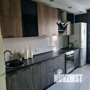 3-к квартира, посуточно, 80м2, 1/6 этаж