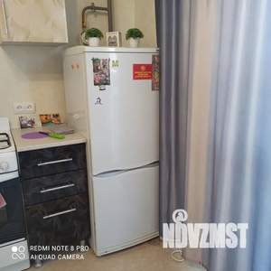 1-к квартира, посуточно, 40м2, 3/6 этаж
