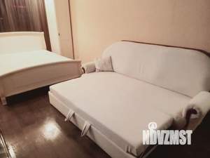 1-к квартира, посуточно, 38м2, 1/9 этаж