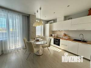 Студия квартира, посуточно, 35м2, 1/5 этаж