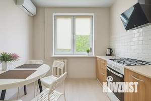 2-к квартира, посуточно, 40м2, 4/5 этаж