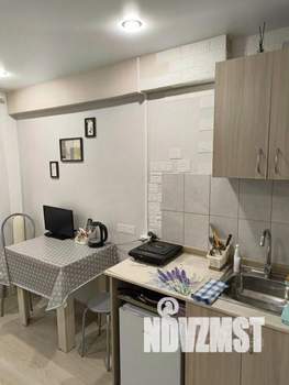 1-к квартира, посуточно, 12м2, 1/1 этаж