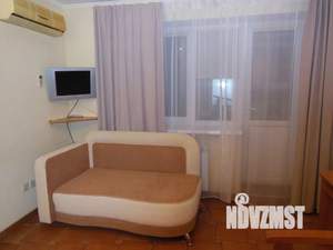 1-к квартира, посуточно, 38м2, 4/5 этаж