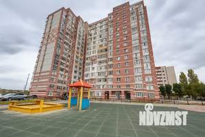 1-к квартира, посуточно, 38м2, 13/16 этаж