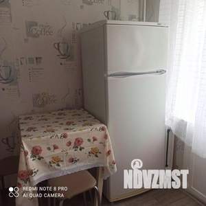 2-к квартира, посуточно, 50м2, 1/1 этаж