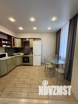 2-к квартира, посуточно, 52м2, 1/1 этаж