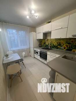 1-к квартира, посуточно, 38м2, 3/9 этаж