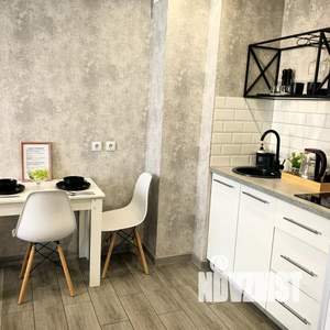 2-к квартира, посуточно, 37м2, 9/10 этаж