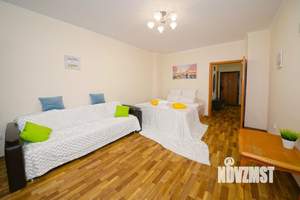 1-к квартира, посуточно, 60м2, 1/1 этаж