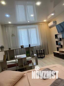 1-к квартира, посуточно, 42м2, 7/12 этаж