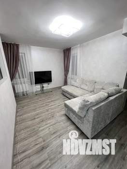 Студия квартира, посуточно, 38м2, 2/15 этаж