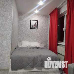 1-к квартира, посуточно, 36м2, 4/8 этаж