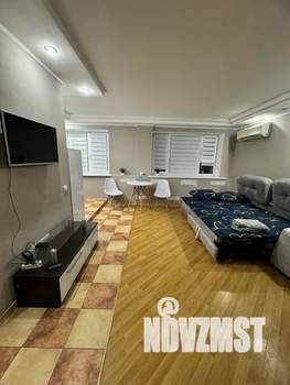 Студия квартира, посуточно, 30м2, 2/5 этаж