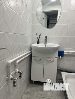 Студия квартира, посуточно, 25м2, 1/5 этаж