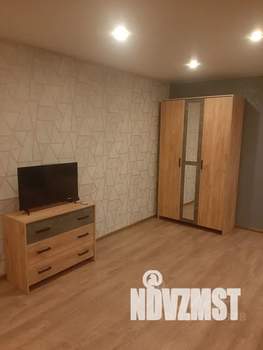 Студия квартира, посуточно, 32м2, 4/9 этаж