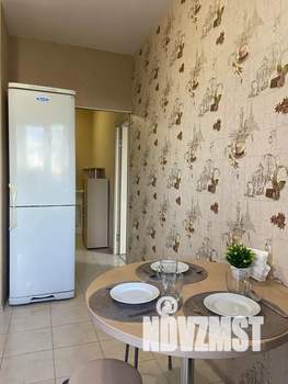 1-к квартира, посуточно, 40м2, 13/16 этаж