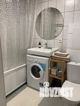 Студия квартира, посуточно, 32м2, 3/5 этаж