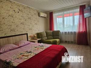 1-к квартира, посуточно, 32м2, 4/5 этаж