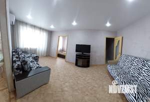3-к квартира, посуточно, 45м2, 5/5 этаж