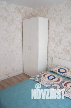 2-к квартира, посуточно, 42м2, 1/5 этаж