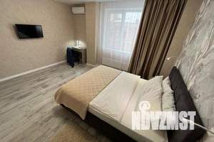 1-к квартира, посуточно, 40м2, 3/21 этаж