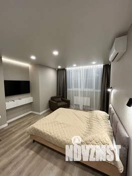 Студия квартира, посуточно, 27м2, 17/20 этаж