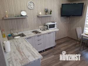 Студия квартира, посуточно, 35м2, 16/20 этаж