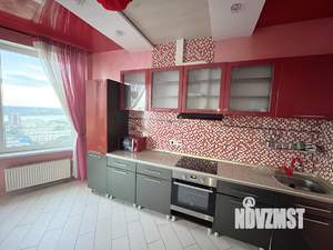 2-к квартира, посуточно, 82м2, 24/28 этаж