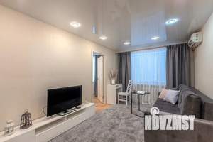 2-к квартира, посуточно, 42м2, 1/5 этаж