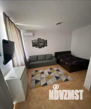 Студия квартира, посуточно, 36м2, 18/24 этаж