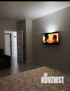 1-к квартира, посуточно, 40м2, 13/22 этаж