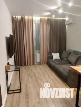 2-к квартира, посуточно, 42м2, 1/12 этаж