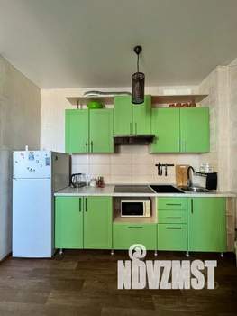 Студия квартира, посуточно, 27м2, 3/5 этаж