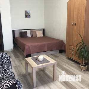1-к квартира, посуточно, 38м2, 7/9 этаж