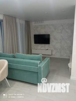 Студия квартира, посуточно, 39м2, 11/20 этаж