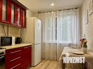 1-к квартира, посуточно, 36м2, 3/9 этаж