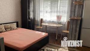 Студия квартира, посуточно, 30м2, 1/5 этаж