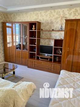 1-к квартира, посуточно, 40м2, 5/5 этаж