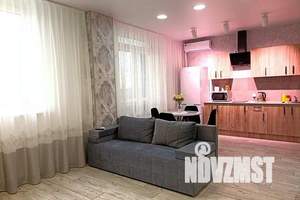 1-к квартира, посуточно, 42м2, 5/17 этаж