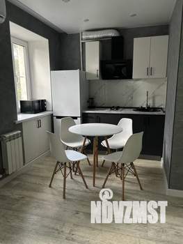 Студия квартира, посуточно, 32м2, 2/9 этаж